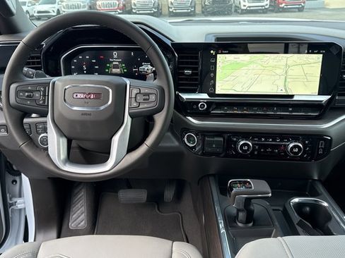 New 2026 GMC Sierra 1500 SLT image 7