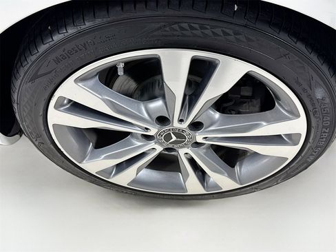 Used 2018 Mercedes-Benz C 300 C 300 w/ Premium Package image 32