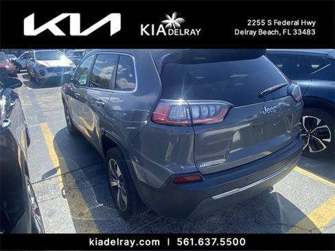 Used 2019 Jeep Cherokee Limited image 4