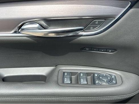Certified 2024 Cadillac XT6 Luxury AWD/4WD image 36