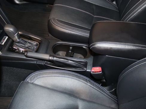 Used 2018 Subaru Forester 2.5i Touring w/ Popular Package #3B AWD/4WD image 38