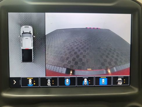 Used 2020 Chevrolet Silverado 3500 High Country w/ Z71 Off-Road Package image 28