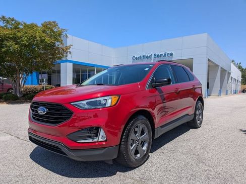 Used 2022 Ford Edge SEL w/ Sport Appearance Package AWD/4WD image 4