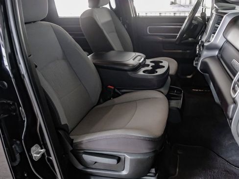 Used 2024 RAM 2500 Big Horn image 31