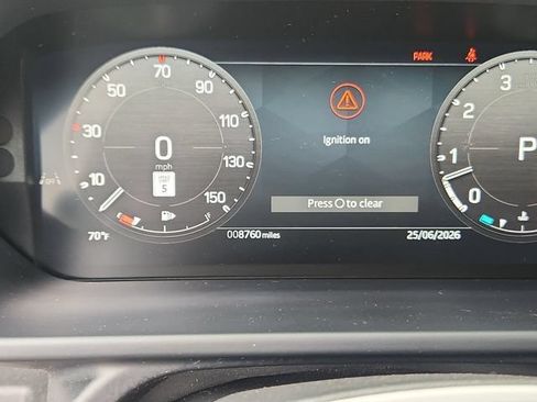 Used 2024 Land Rover Defender 90 X-Dynamic SE AWD/4WD image 14