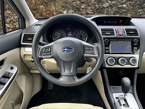 Used 2016 Subaru Impreza 2.0i Premium image 5