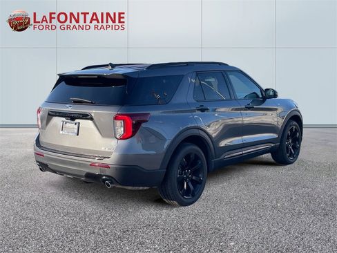 Certified 2023 Ford Explorer ST-Line image 7
