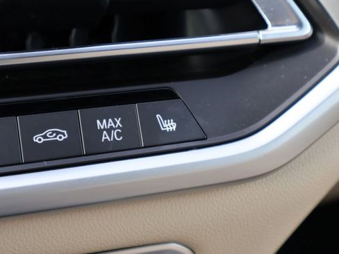 Used 2022 BMW X5 xDrive40i w/ Premium Package image 28