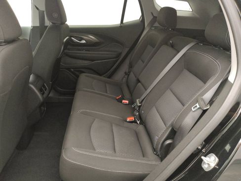 Used 2024 GMC Terrain SLE AWD/4WD image 18