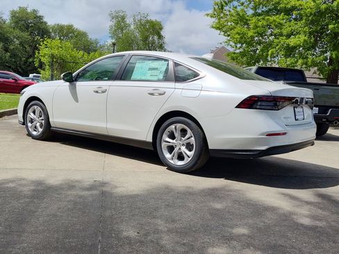 New 2026 Honda Accord LX image 3
