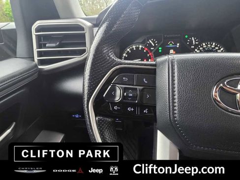 Used 2022 Toyota Tundra SR5 w/ SR5 Premium Package AWD/4WD image 18