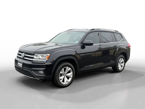 Used 2018 Volkswagen Atlas SE image 1