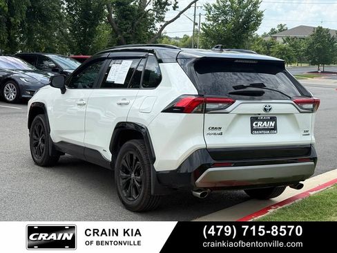 Used 2022 Toyota RAV4 XSE AWD/4WD image 5