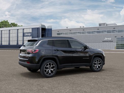 New 2026 Jeep Compass Limited AWD/4WD image 32