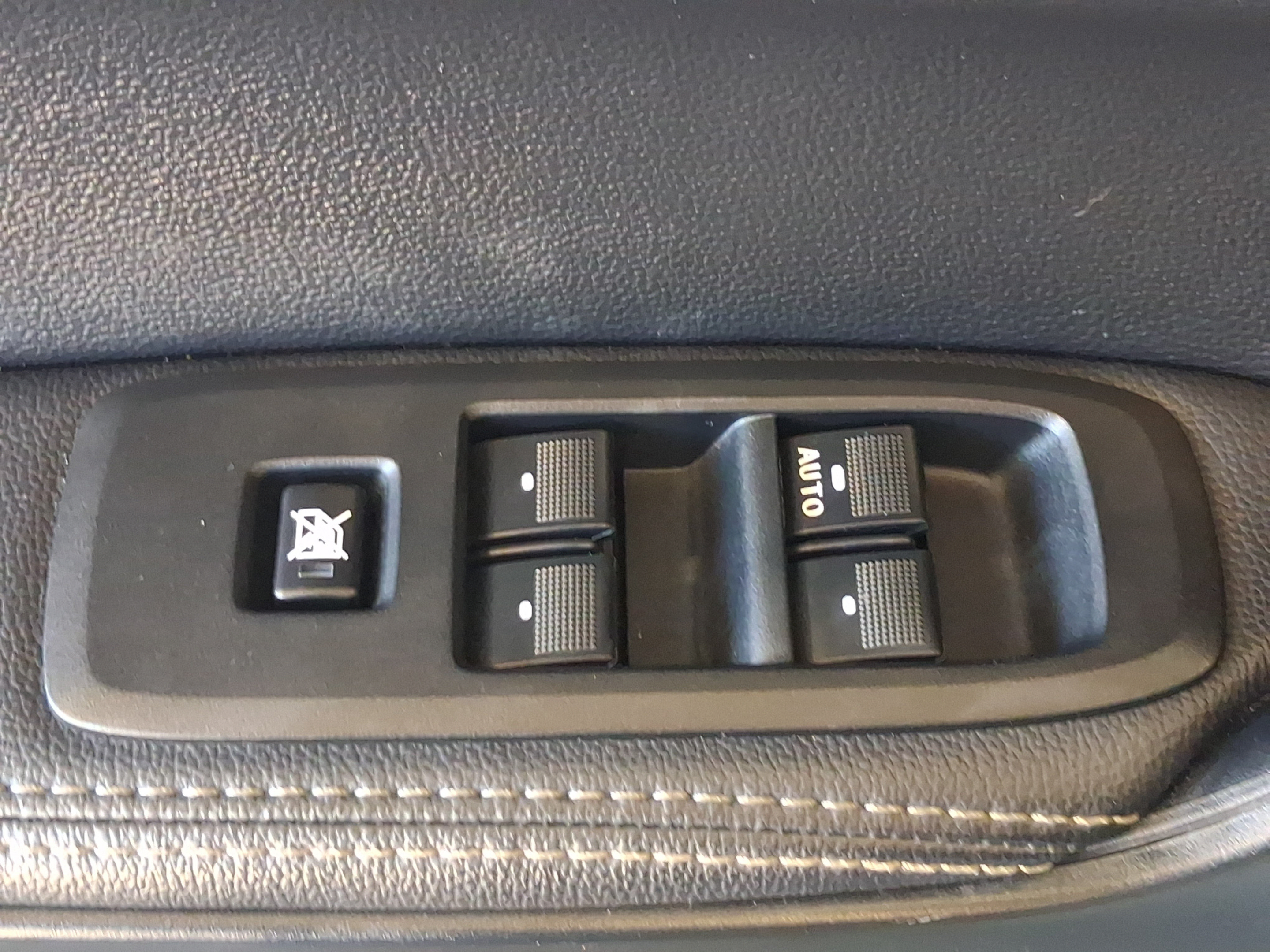 Used 2021 Ford Ranger Lariat w/ Tremor Off-Road Package AWD/4WD image 13