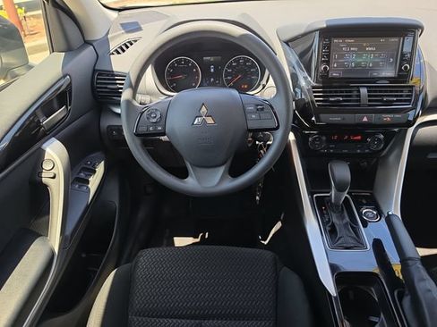 Used 2024 Mitsubishi Eclipse Cross ES AWD/4WD image 8