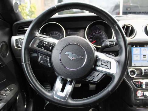 Used 2018 Ford Mustang Premium RWD image 17