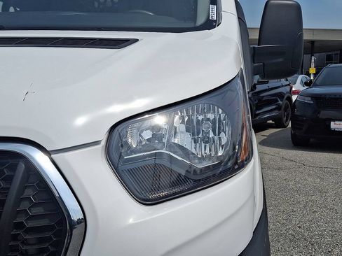 Used 2025 Ford Transit 250 Low Roof w/ Exterior Upgrade Package RWD image 9