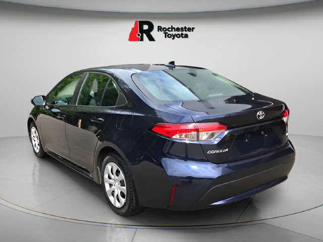 Used 2021 Toyota Corolla LE FWD image 2