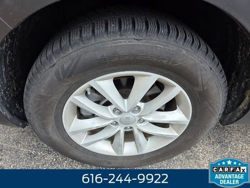 Used 2018 Kia Sorento FWD image 11