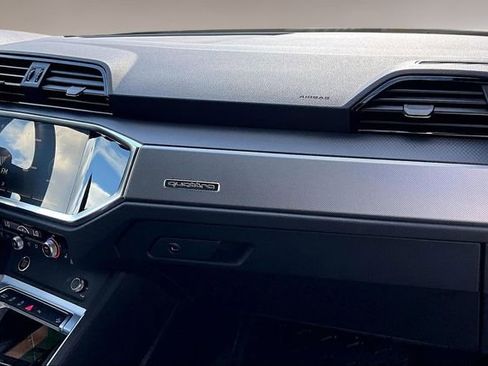 Used 2025 Audi Q3 2.0T Premium w/ Convenience Package image 26