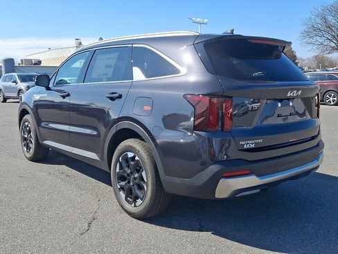 New 2026 Kia Sorento S AWD/4WD image 5