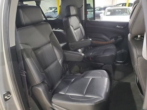 Used 2017 Chevrolet Suburban Premier image 22