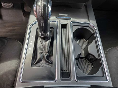 Used 2016 Ford F150 XLT w/ Equipment Group 302A Luxury AWD/4WD image 25