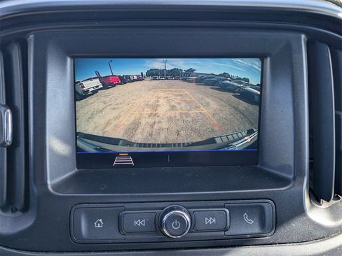 Used 2020 Chevrolet Colorado W/T image 20