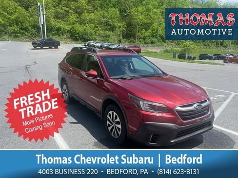 Used 2020 Subaru Outback Premium AWD/4WD image 1