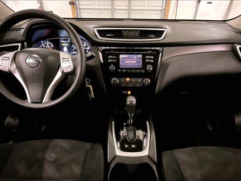 Used 2014 Nissan Rogue S image 15