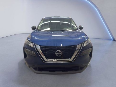 Used 2023 Nissan Rogue S AWD/4WD image 2