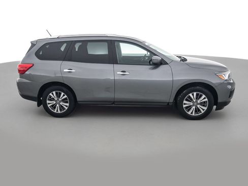 Used 2018 Nissan Pathfinder S AWD/4WD image 4