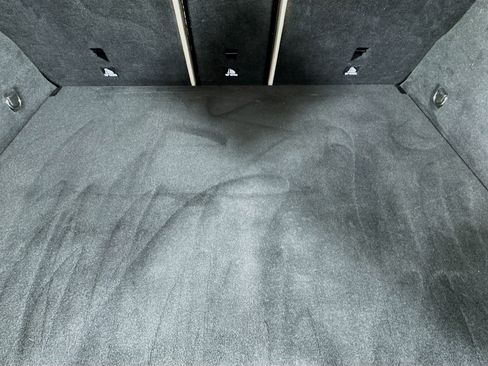 Used 2018 Mercedes-Benz GLC 300 w/ Premium Package image 33