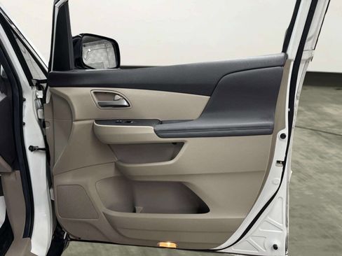 Used 2012 Honda Odyssey EX-L image 21