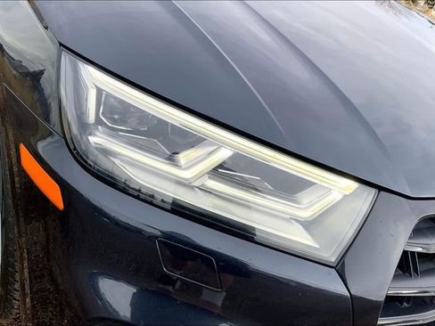 Used 2019 Audi SQ5 Prestige w/ Prestige Package image 28