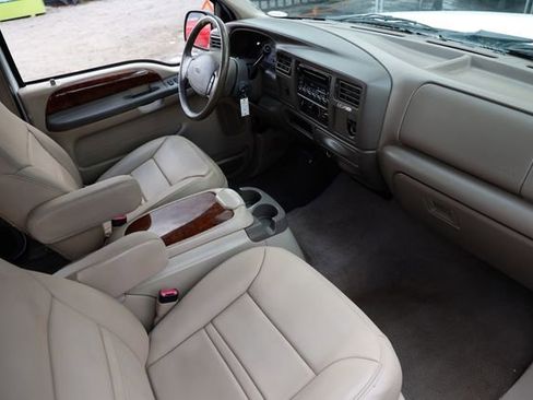 Used 2000 Ford Excursion Limited image 21