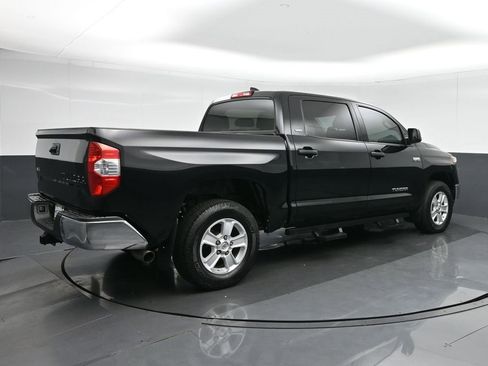 Used 2020 Toyota Tundra SR5 w/ SR5 Upgrade Package image 7