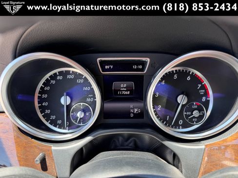 Used 2015 Mercedes-Benz GL 450 4MATIC image 32