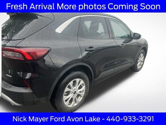 Used 2023 Ford Escape Active AWD/4WD image 5