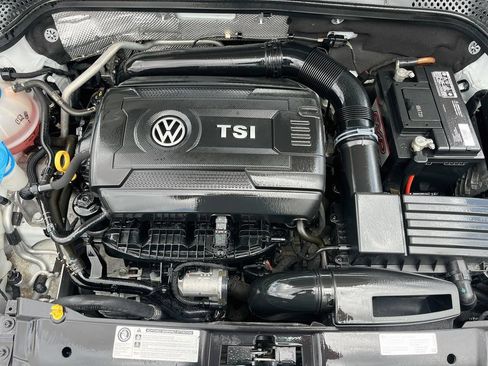 Used 2017 Volkswagen Beetle 1.8T Dune FWD image 30