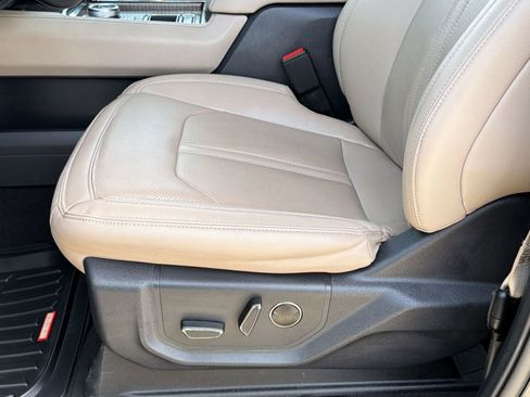 Used 2024 Ford Expedition Max Limited image 14