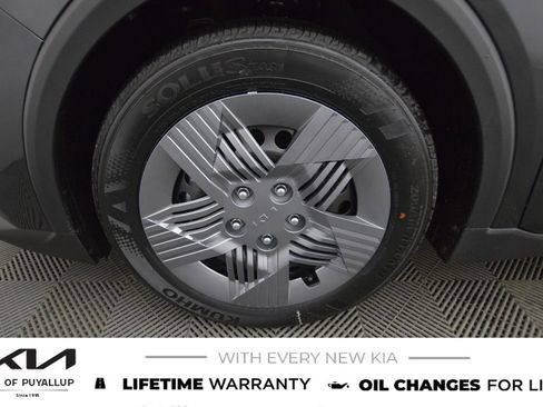 New 2026 Kia K4 LXS image 21