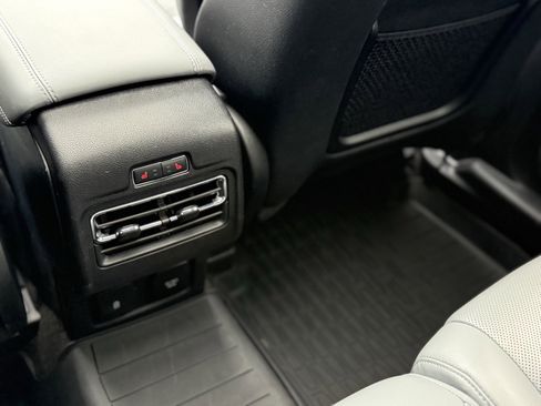 Used 2020 Lincoln Corsair Reserve w/ Equipment Group 201A image 12