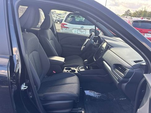 Certified 2025 Subaru Forester Premium AWD/4WD image 10