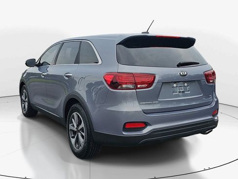 Used 2020 Kia Sorento FWD V6 image 6