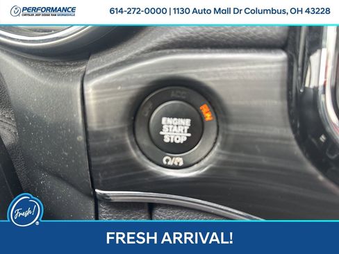 Used 2020 Jeep Grand Cherokee Limited w/ Luxury Group II image 25