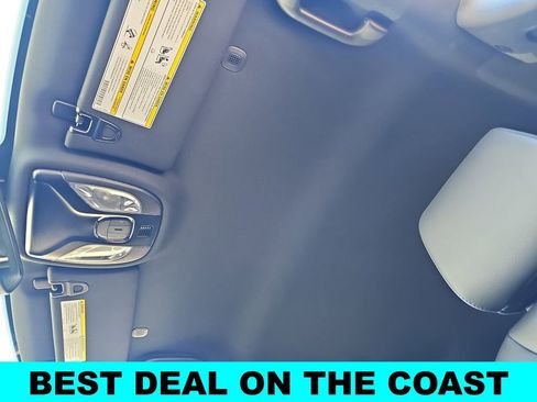 New 2026 Jeep Compass Latitude image 29