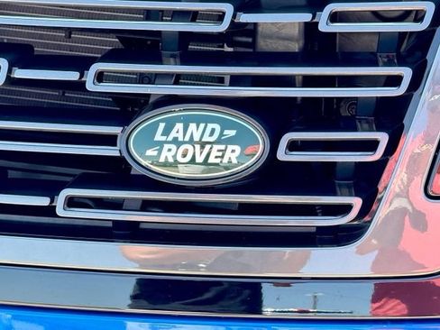 Used 2023 Land Rover Range Rover Long Wheelbase SE AWD/4WD image 6