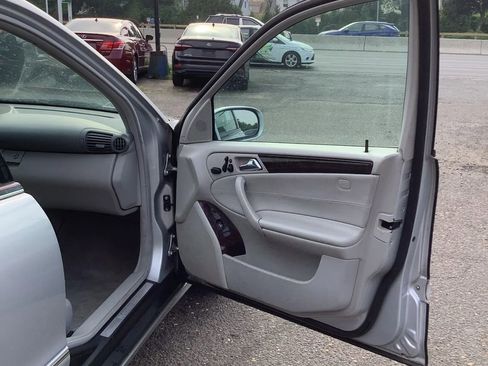 Used 2007 Mercedes-Benz C 280 4MATIC Sedan image 13